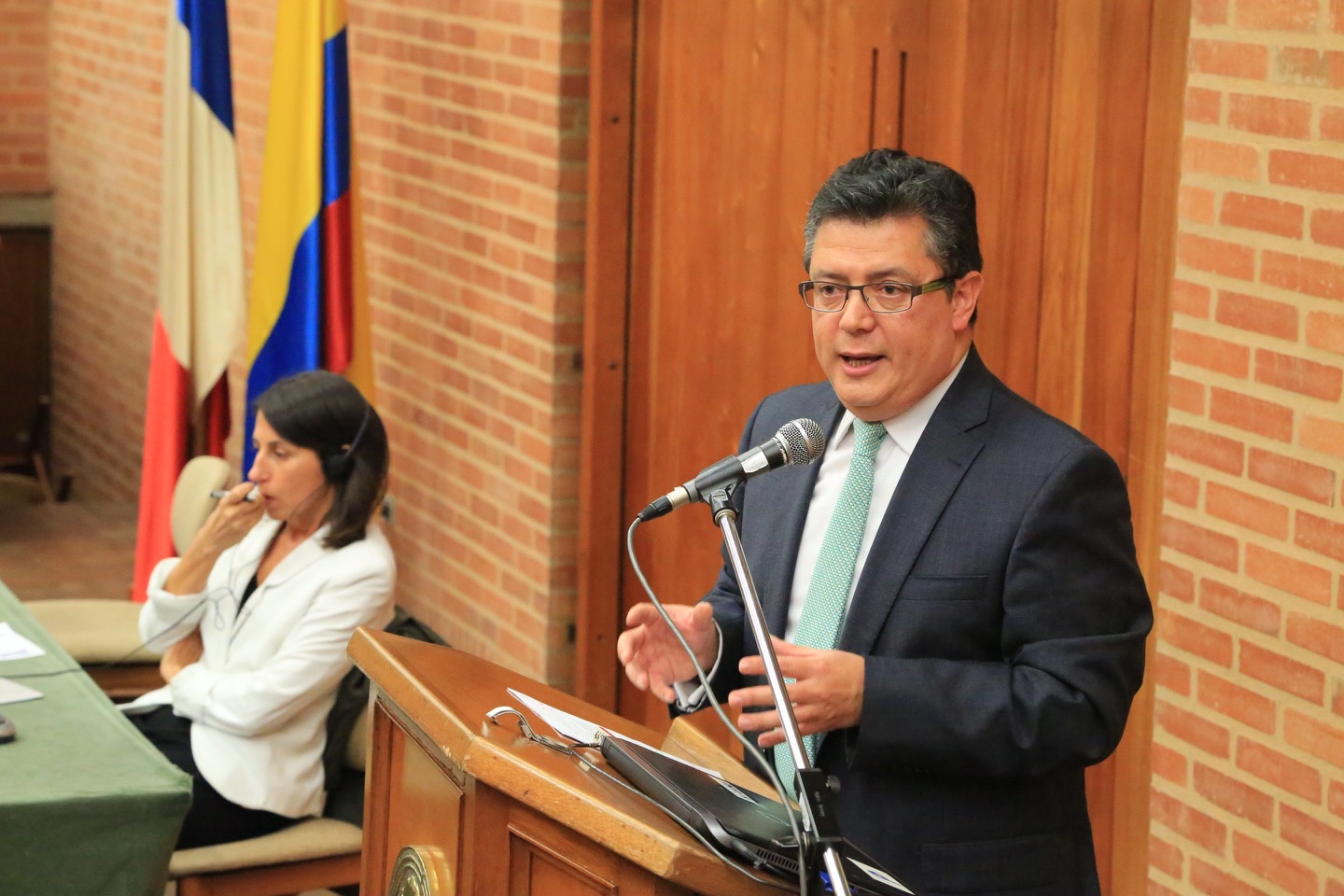 Leornardo Cruz - Universidad Externado de Colombia.