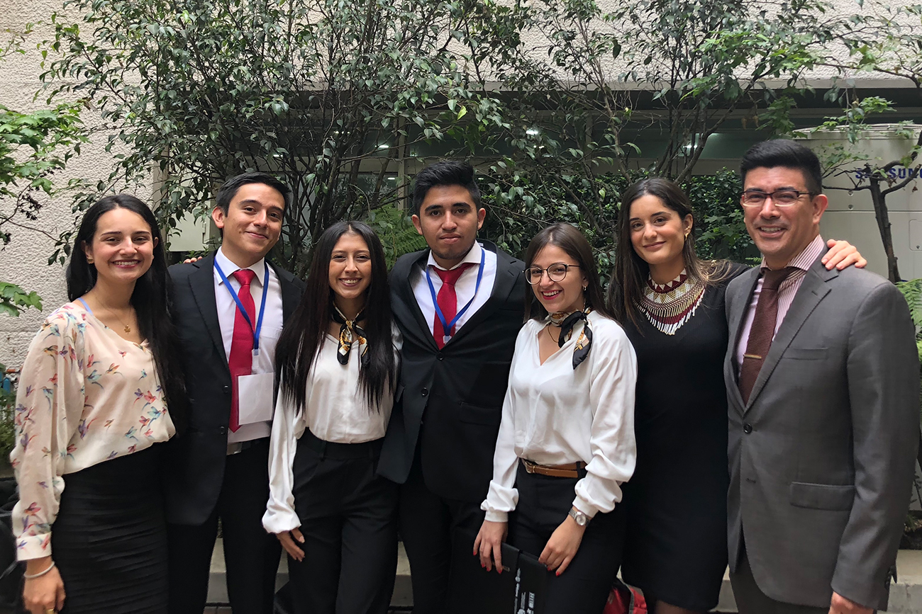 Équipe de l’Externado obtient la deuxième place au Concours de Droit International Pénal et de Justice Transitionnelle