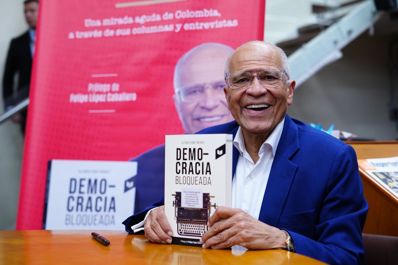 “Hay que desbloquear la democracia en Colombia” - Universidad Externado ...